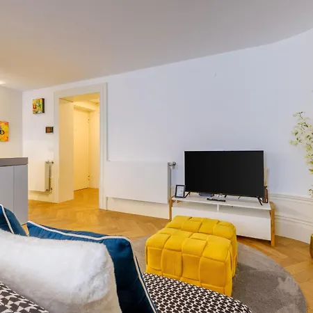 Apartment Discovery Luxury Historic House At Rua Flores *