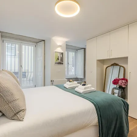 Apartment Discovery Luxury Historic House At Rua Flores
