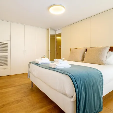 Discovery Luxury Historic House At Rua Flores شقة